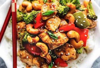 Entrée: #2 Cashew Chicken Stir-Fry