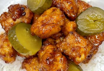 Entrée: #2 Nashville Hot Chicken Bowl