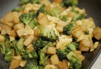 Entrée: #11 Red Potato Breakfast Bowl