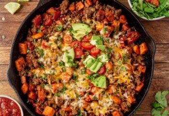 Entrée: #7 Ground Beef Taco Bowl