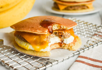 Entrée: #10 Pancake Breakfast Sandwich