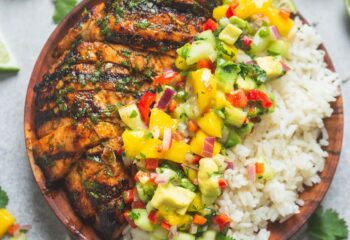 Entrée: #7 Mango Salsa Chicken Bowl